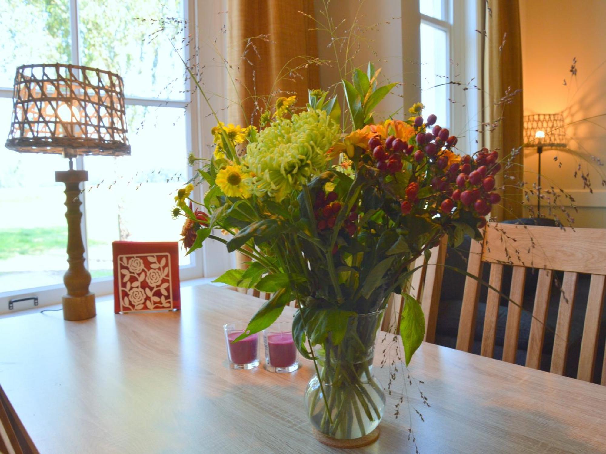 Quaint Farmhouse In Geesteren With Meadow View エクステリア 写真