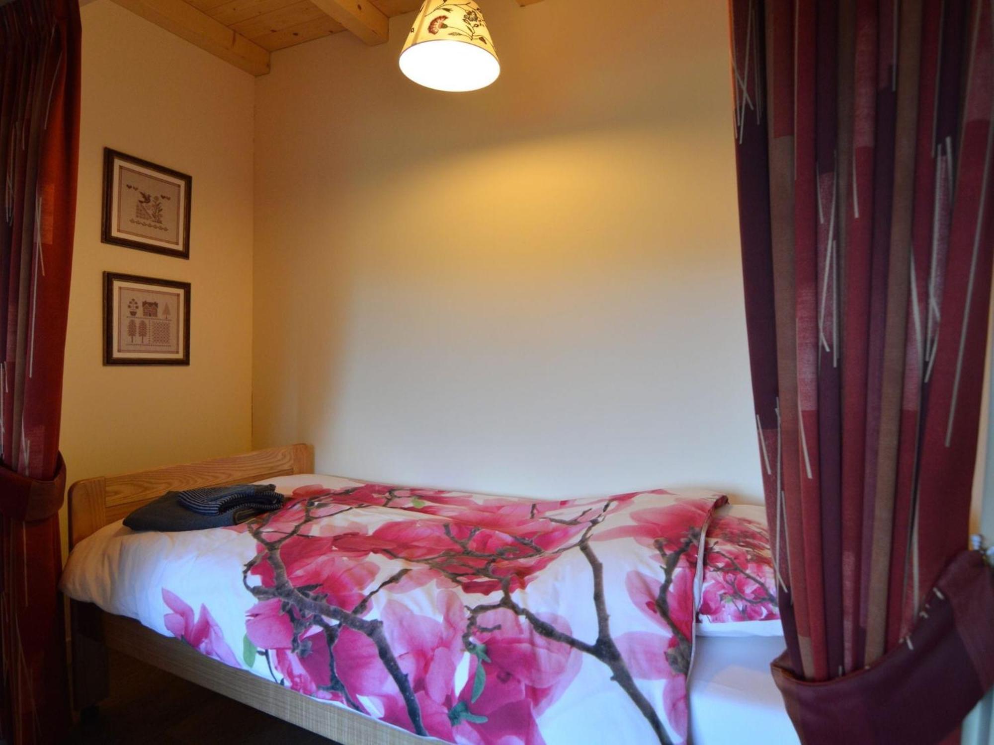 Quaint Farmhouse In Geesteren With Meadow View エクステリア 写真