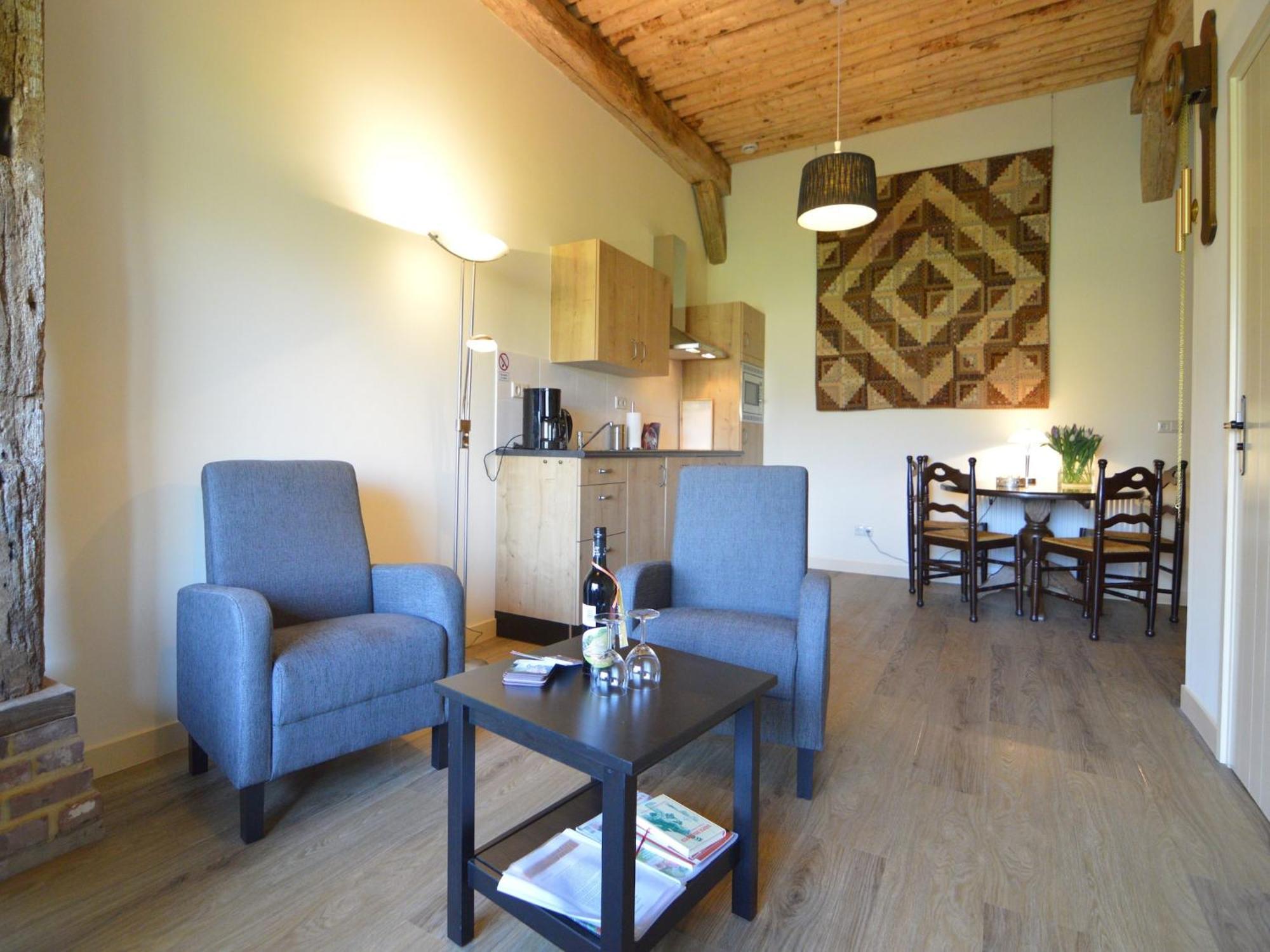 Quaint Farmhouse In Geesteren With Meadow View エクステリア 写真