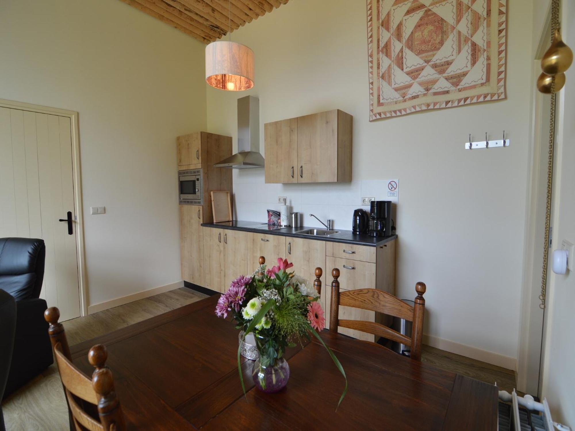 Quaint Farmhouse In Geesteren With Meadow View エクステリア 写真